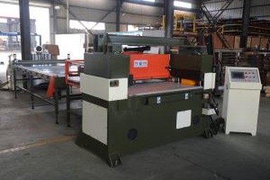 Ruční řezací stroj s řezací hlavou, řezání Lis